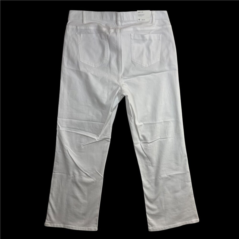 NWT JJill 18 Barely Flare‎ White Jean Clean Girl Minimalist Modern Denim - Picture 2 of 7